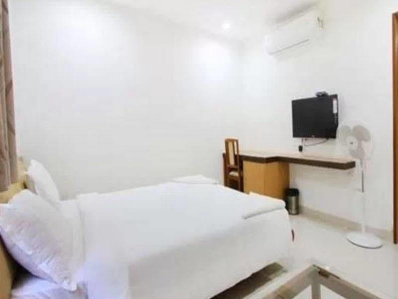 Fabhotel Syberitic Suites Gachibowli - Fully Vaccinated Staff Kondapur  Εξωτερικό φωτογραφία